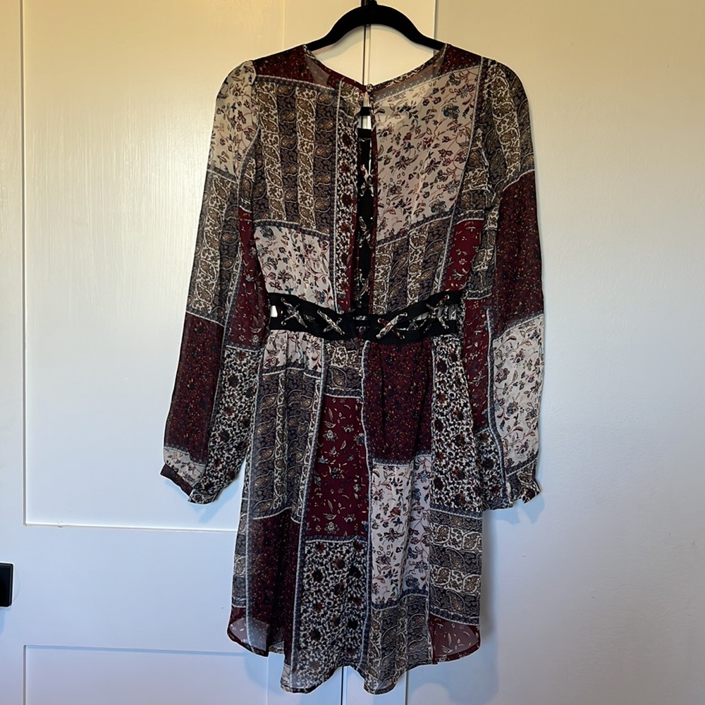 Maroon/Patterned Flowing Dress - Picture 5 of 6